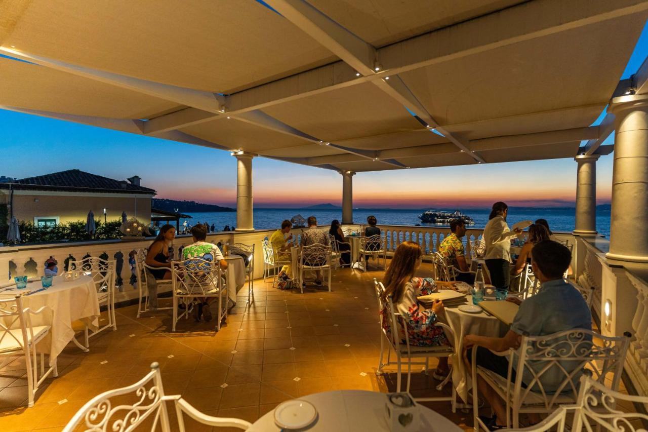 Hotel Corallo Sorrento Sant’Agnello Kültér fotó